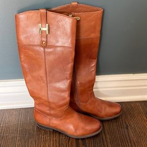 Tommy Hilfiger women’s leather boots